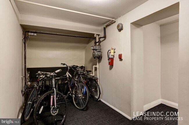 Building Photo - 1706 U St NW