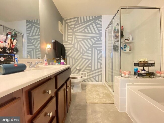 Building Photo - 14823 Chrysler Ct