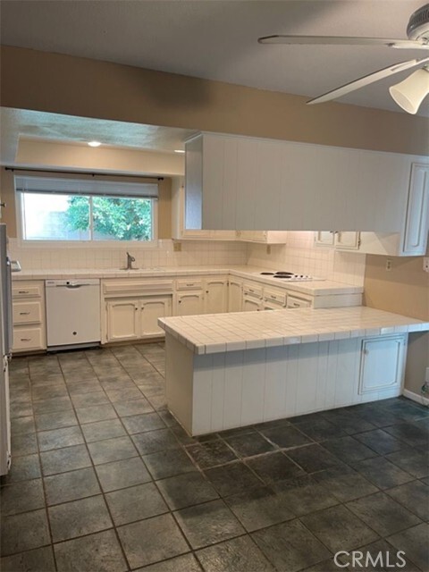 Building Photo - 430 S Simpson Ave