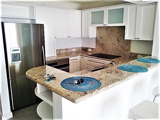 Building Photo - 345 Ocean Dr