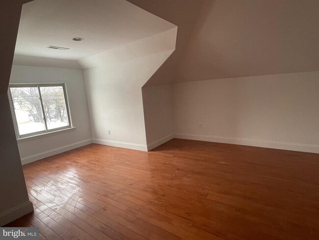 Building Photo - 106 W Camden Ave