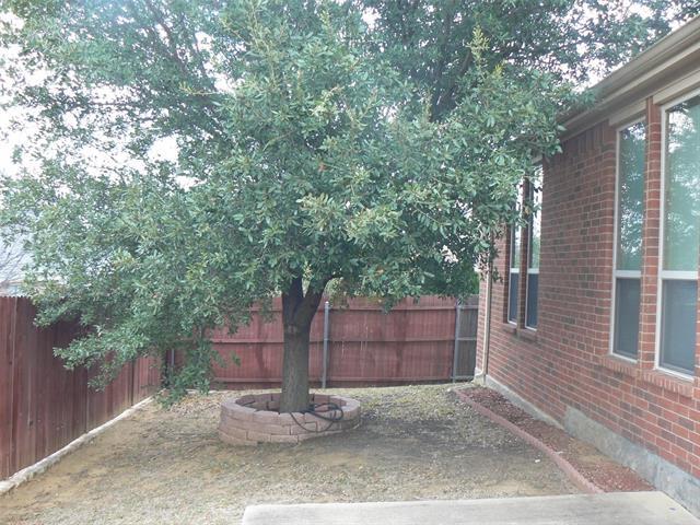 Building Photo - 1619 Northview Dr