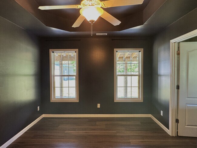 Building Photo - Comfort, Charm & Room for Everything You Love!