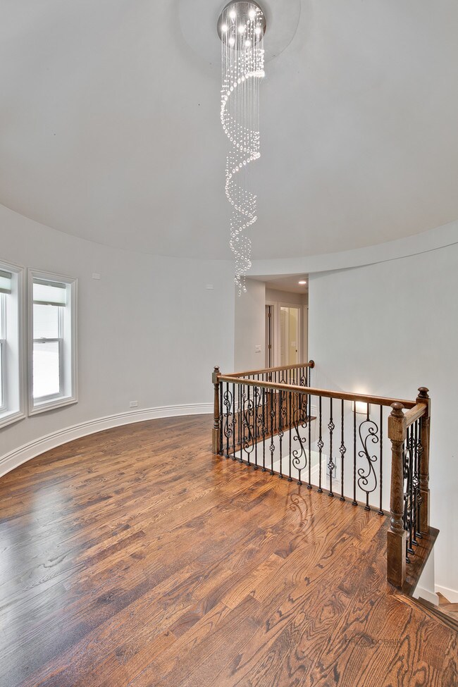 Building Photo - 24 Plymouth Ct