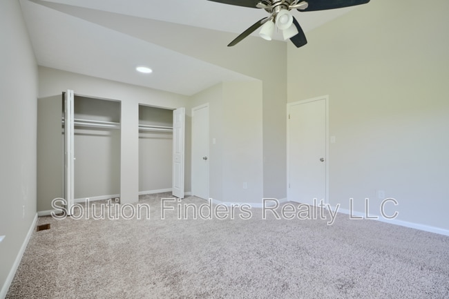 Building Photo - 3419 Clairborne Way