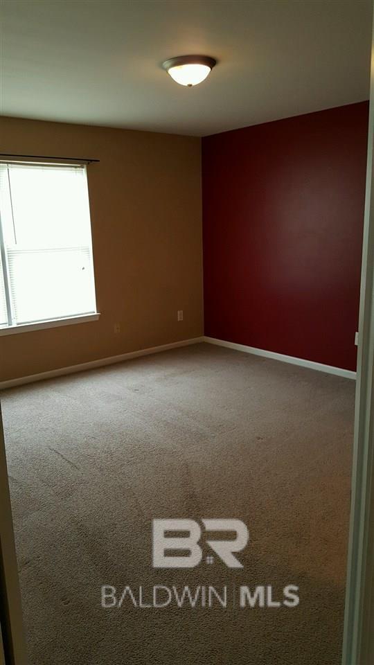 Building Photo - 18390 W Hammond St