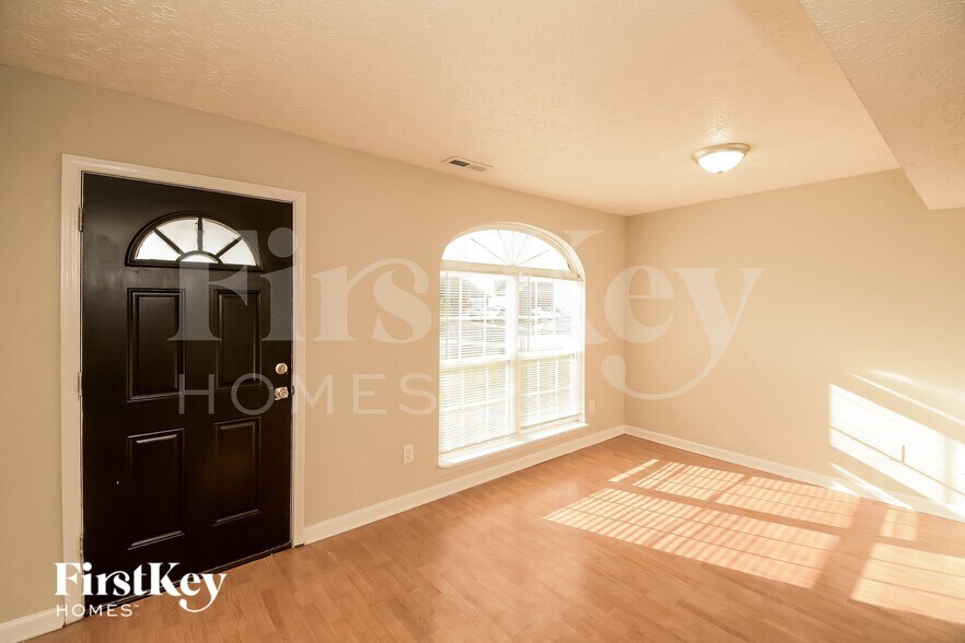 Building Photo - 2739 Lullwater Ln