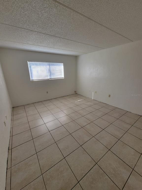 Building Photo - 1216 Kennedy Rd