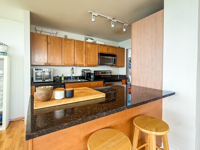 Building Photo - 655 W Irving Park Rd