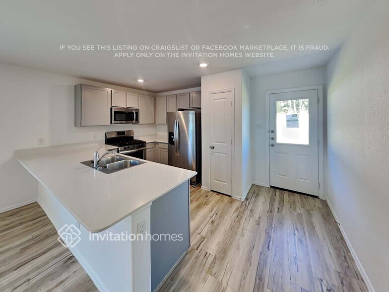 Building Photo - 22255 Stoney Ravine Dr