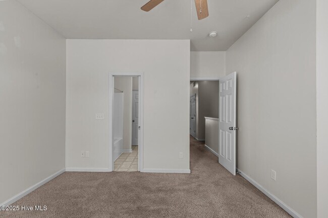 Building Photo - 261 Caldwell Loop