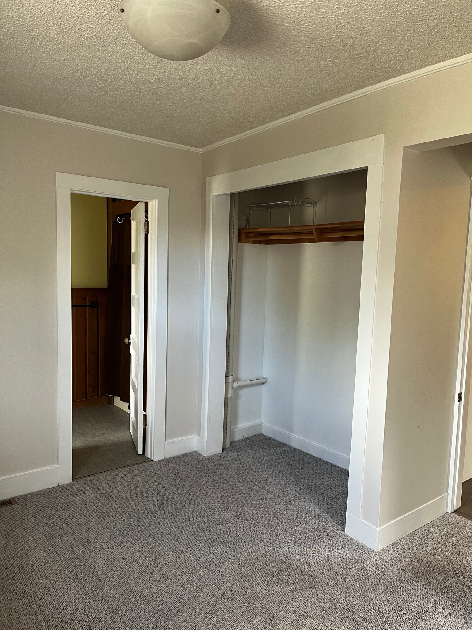 Main floor bedroom - 620 N Davis St