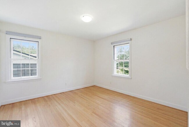 Building Photo - 7322 Edmonston Rd