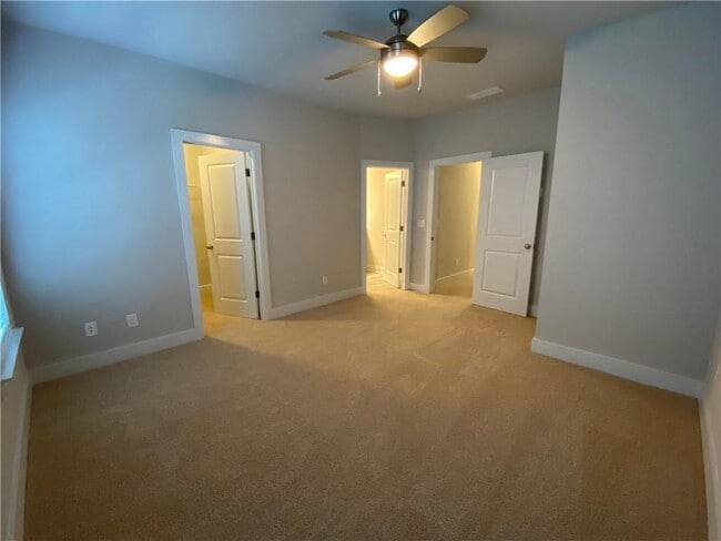 Building Photo - 3779 Oxford Cir