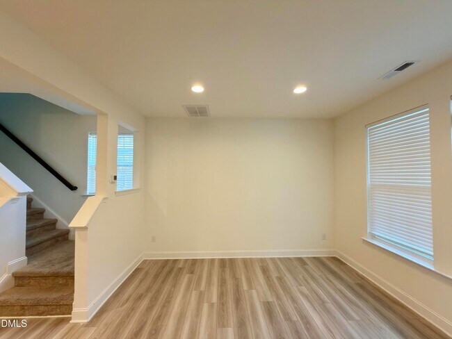 Building Photo - 4201 Little Fellow Ln