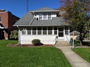 Building Photo - 315 S 3rd St