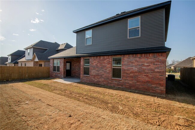 Building Photo - 7104 SW High Meadow Blvd