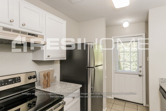 Building Photo - 2213 Salerno Dr