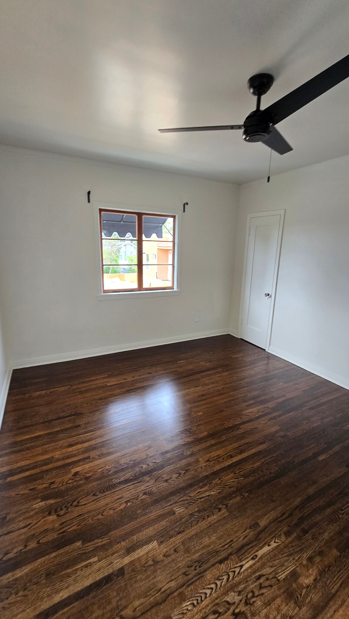 Building Photo - 1288 N Los Robles Ave