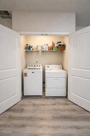 Building Photo - 8 Willowrun Dr