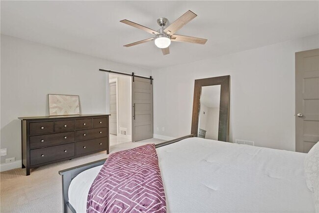 Building Photo - 3865 Vic-Ar Ct