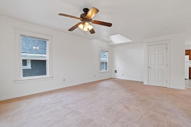 Building Photo - 1 Bedroom w/office space In Corbett/Lair H...