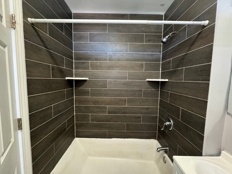 Building Photo - 3063 Phelan Way