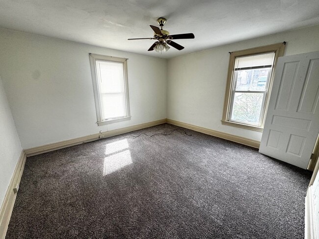 Building Photo - 1101 Fredonia St