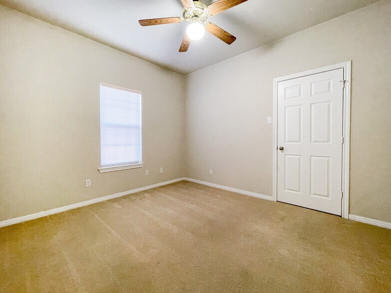 Building Photo - 3064 Palomino Trl