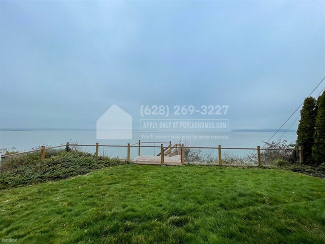 Building Photo - 4 br, 2 bath House - 1002 43rd St NW -
