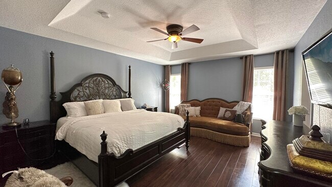 Building Photo - 4702 Cohune Palm Ct
