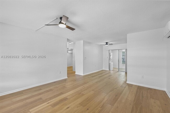 Building Photo - 1103 S F St