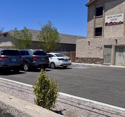 Building Photo - 602 E Townley Ave