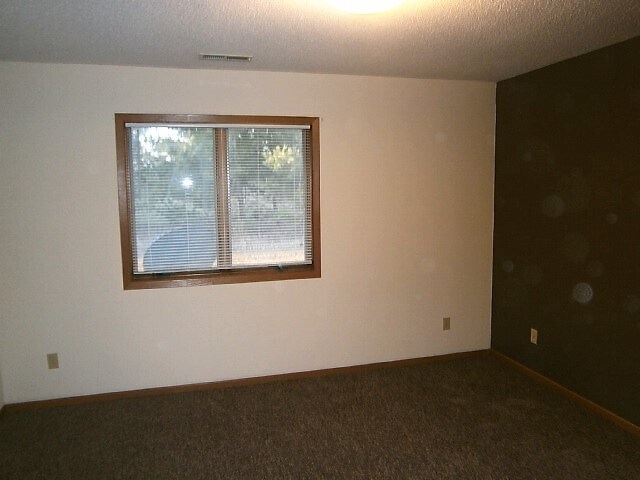 Building Photo - 1232 Spruce Ct