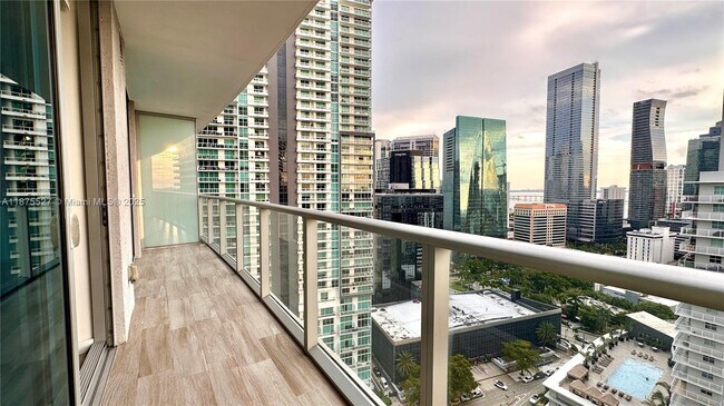 Building Photo - 1100 S Miami Ave