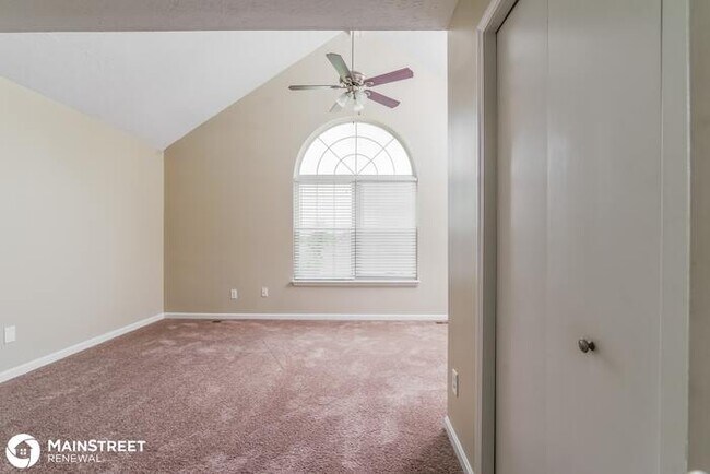 Building Photo - 4118 Mimosa View Dr, Louisville, KY 40299