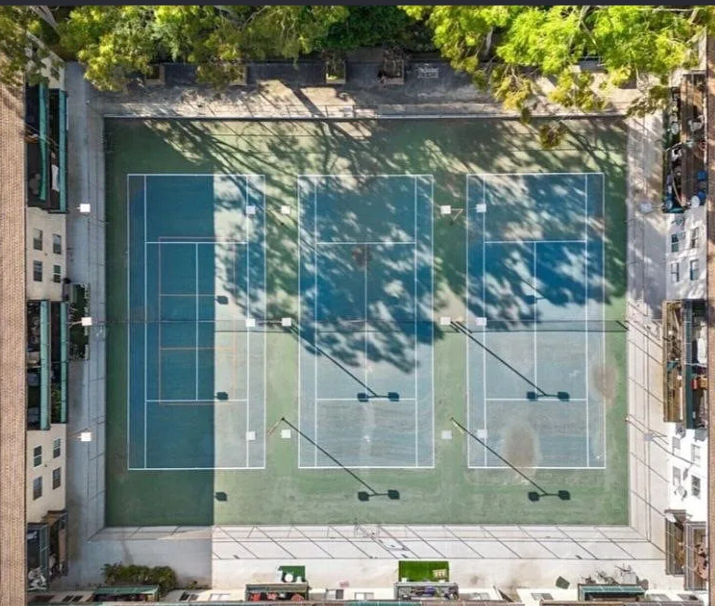 Building Photo - 5460 White Oak Ave