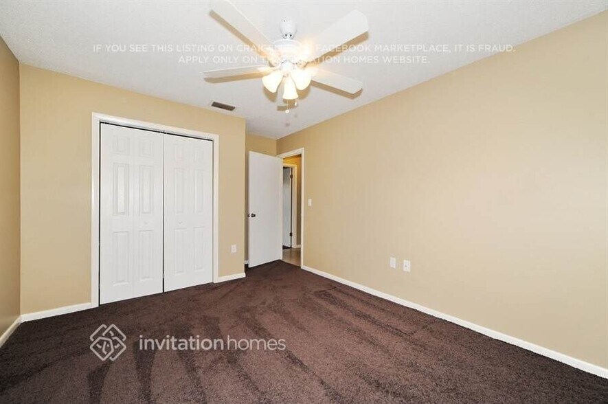 Building Photo - 6029 Christina Dr E