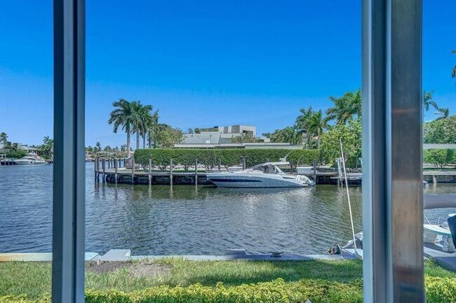 Building Photo - 180 Isle of Venice Dr