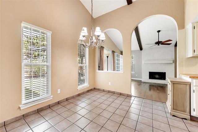 Building Photo - 3712 Viewmont Dr