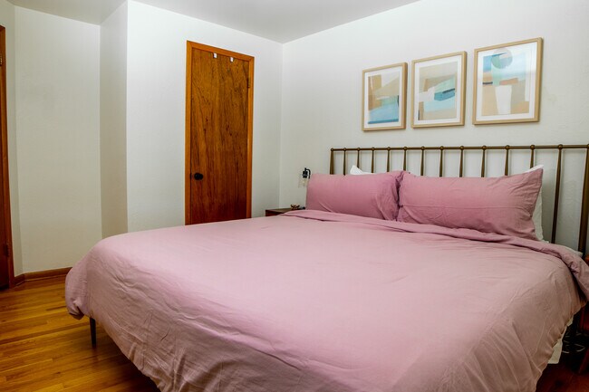 Building Photo - 6185 W 61st Ave