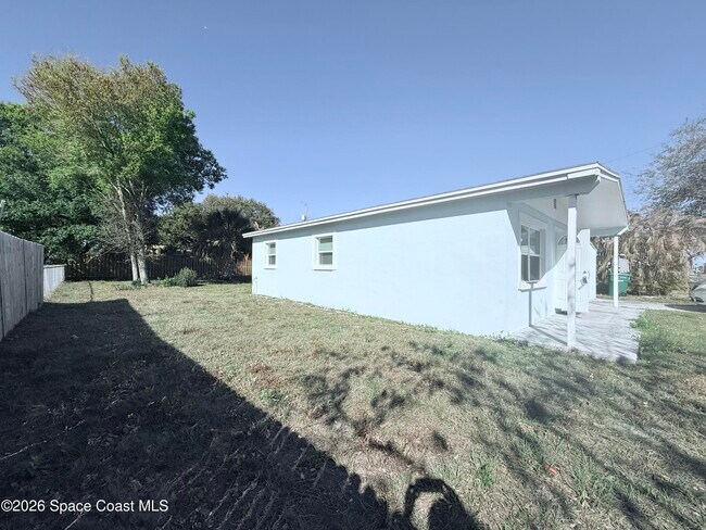 Building Photo - 2556 Sarno Rd