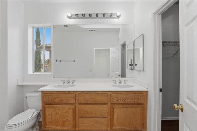 Building Photo - Prime Riverside Location Near La Sierra University + Community Amenities