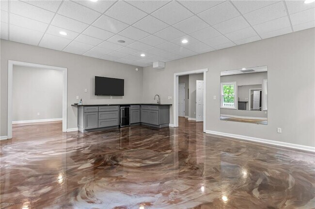 Building Photo - 2990 Hearthstone Dr