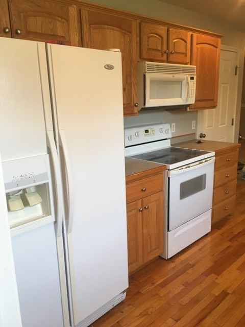 Building Photo - 3 Bedroom Home in Wonderful Neighborhood!