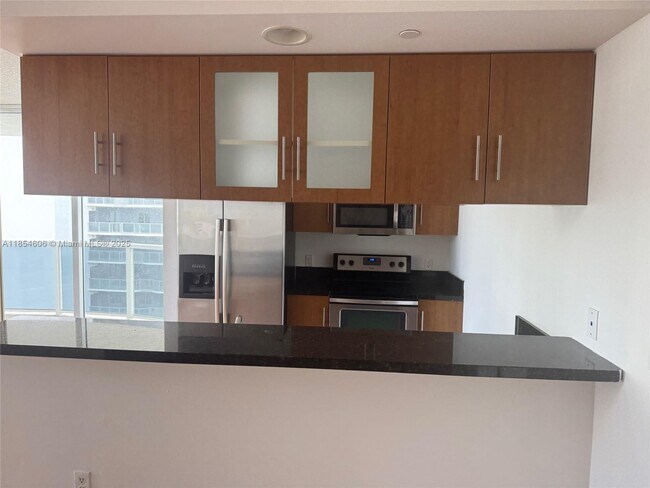 Building Photo - 601 NE 23rd St