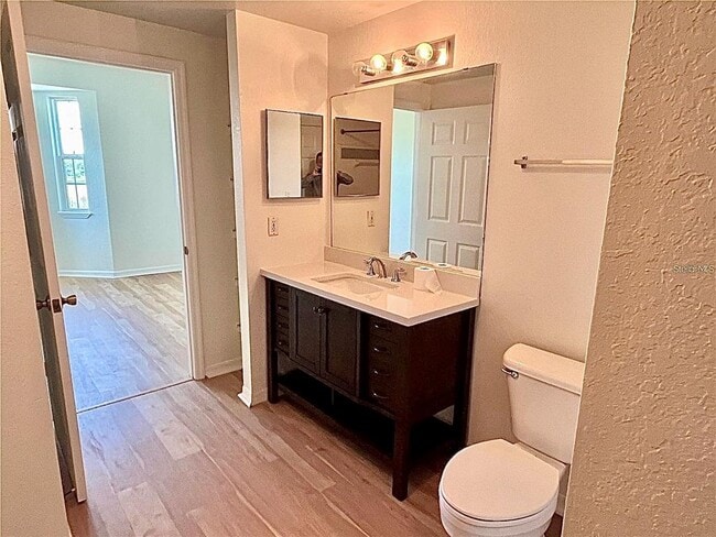 Building Photo - 3428 Soho St