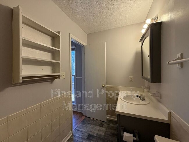 Building Photo - 6577 Green Meadow Ct