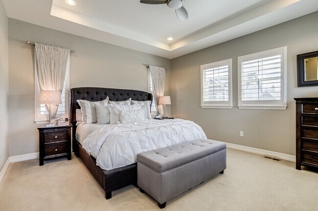 Building Photo - Large single family home in Central Park.