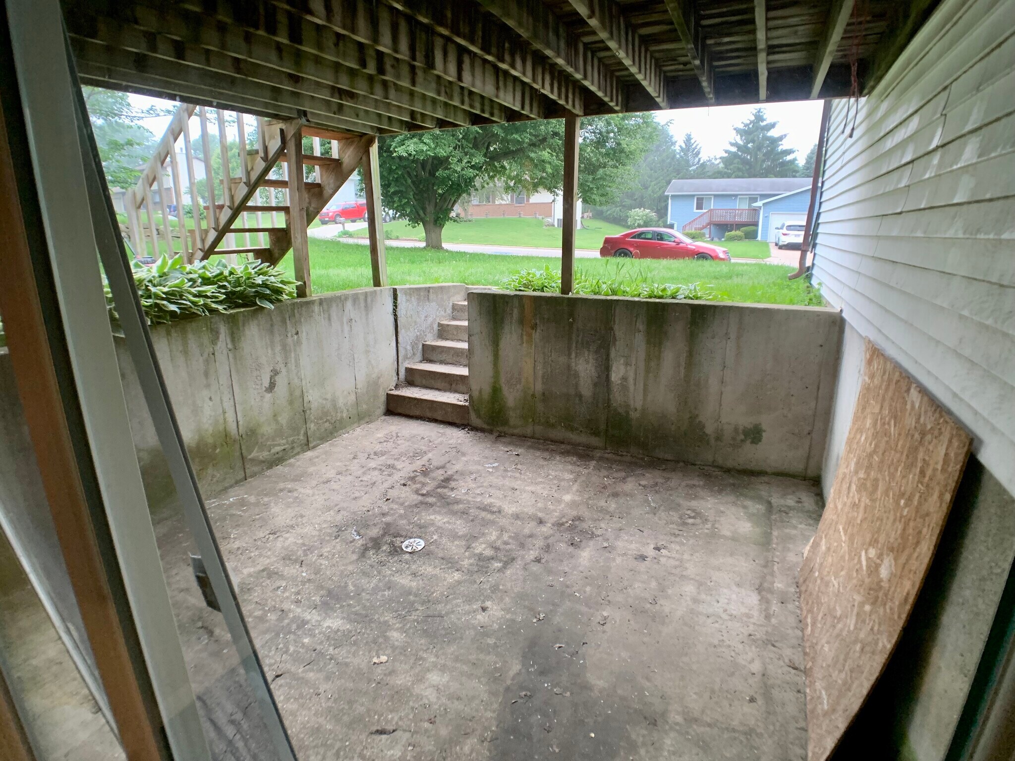 Building Photo - 5801 Williamsburg Way